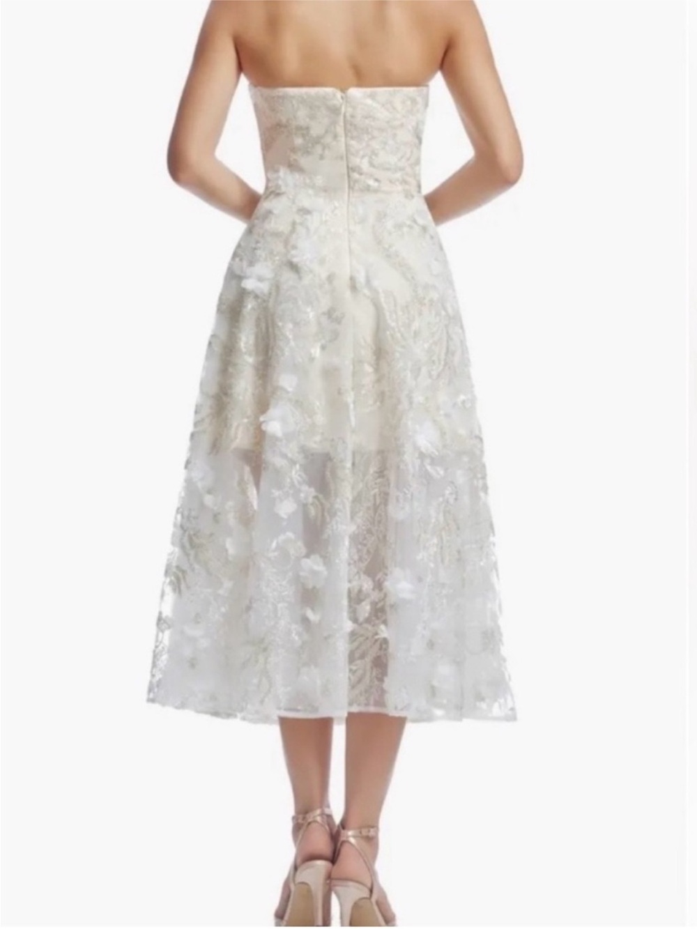 ✨NEW✨ Dress the Population Kailyn
Beaded Floral Embroidered Midi
Dress White - Picture 3 of 10